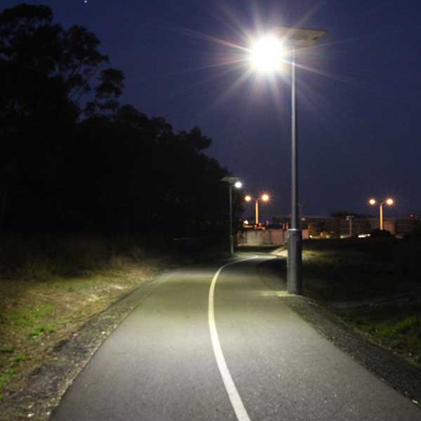Fraser Coast Council’s 7.5km Bikeway from Maryborough to Hervey bay required lighting, some sections are a long way from mains power.