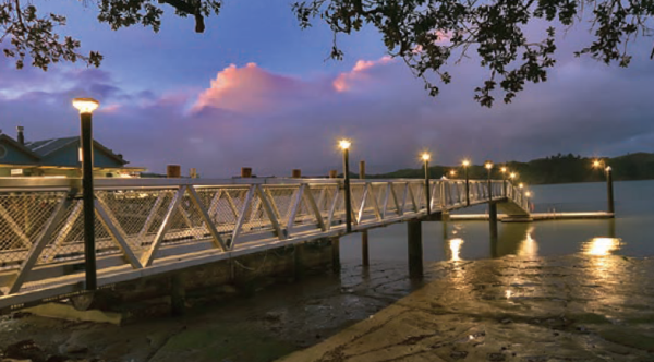 An In-Depth Guide to Using Commercial Grade Solar Lighting Bollards on Jetties and Pontoons